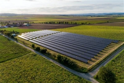 Päikese omaksvõtmine: teekond päikeseenergia tehnoloogiasse
