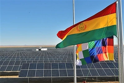 Boliivia energia asetäitja minister kiidab Hiina taastuvat arengut, silmi süg...